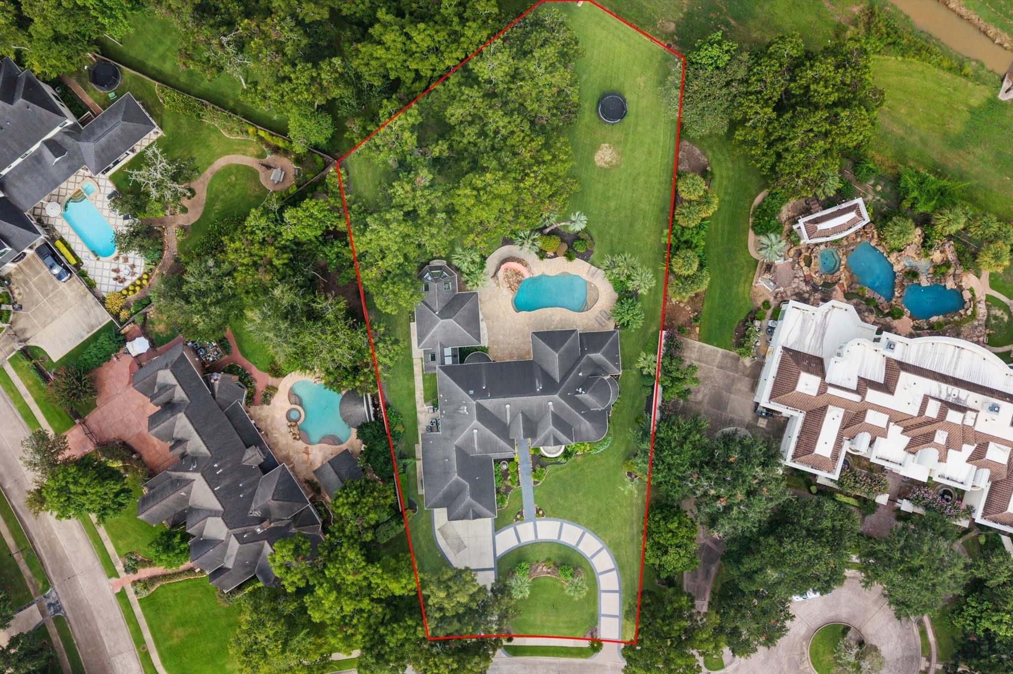 1830 Forest Gate Circle