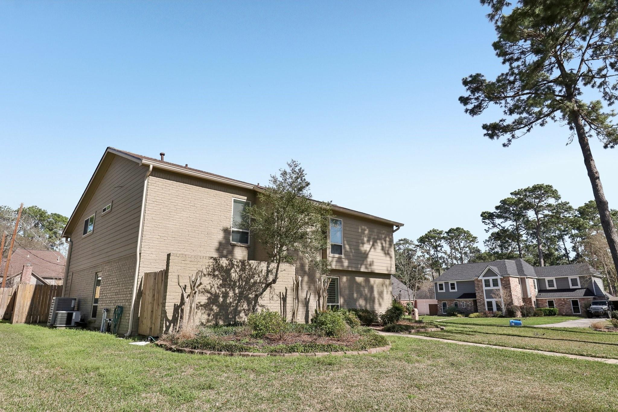 18302 Lazy Moss Lane