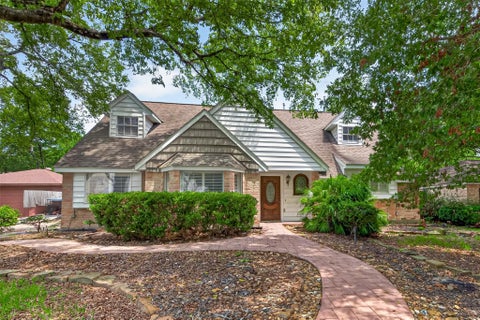 Homes For Sale - 17314 Tall Cypress Drive<br/> Spring, TX 77388