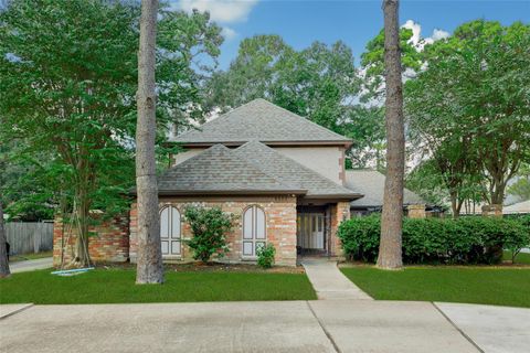 Photo of 6522 Castle Pine Lane, Spring, TX 77379 (MLS # 85928006)