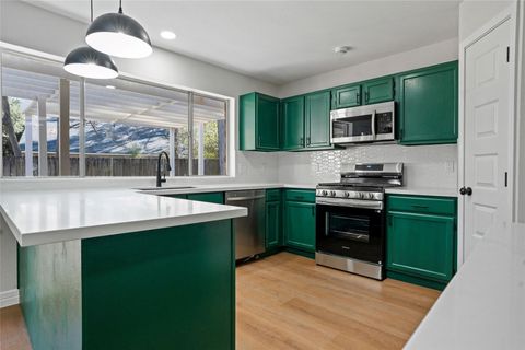 3 Still Corner Place Spring TX 77381