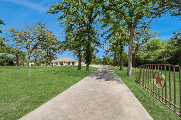 460 HIGH MEADOWS RD, BELLVILLE, TX 77418 - Image b950361a8e1de32eea8e62d9f052a6cd/1962646377
