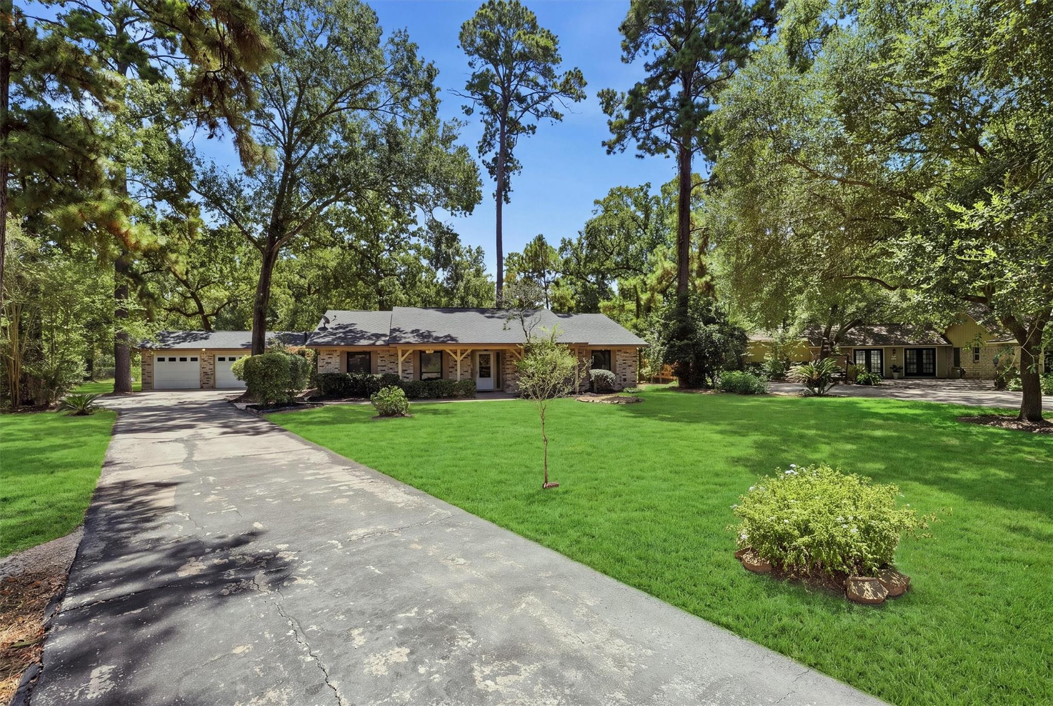 1327 Castle Hill Trail