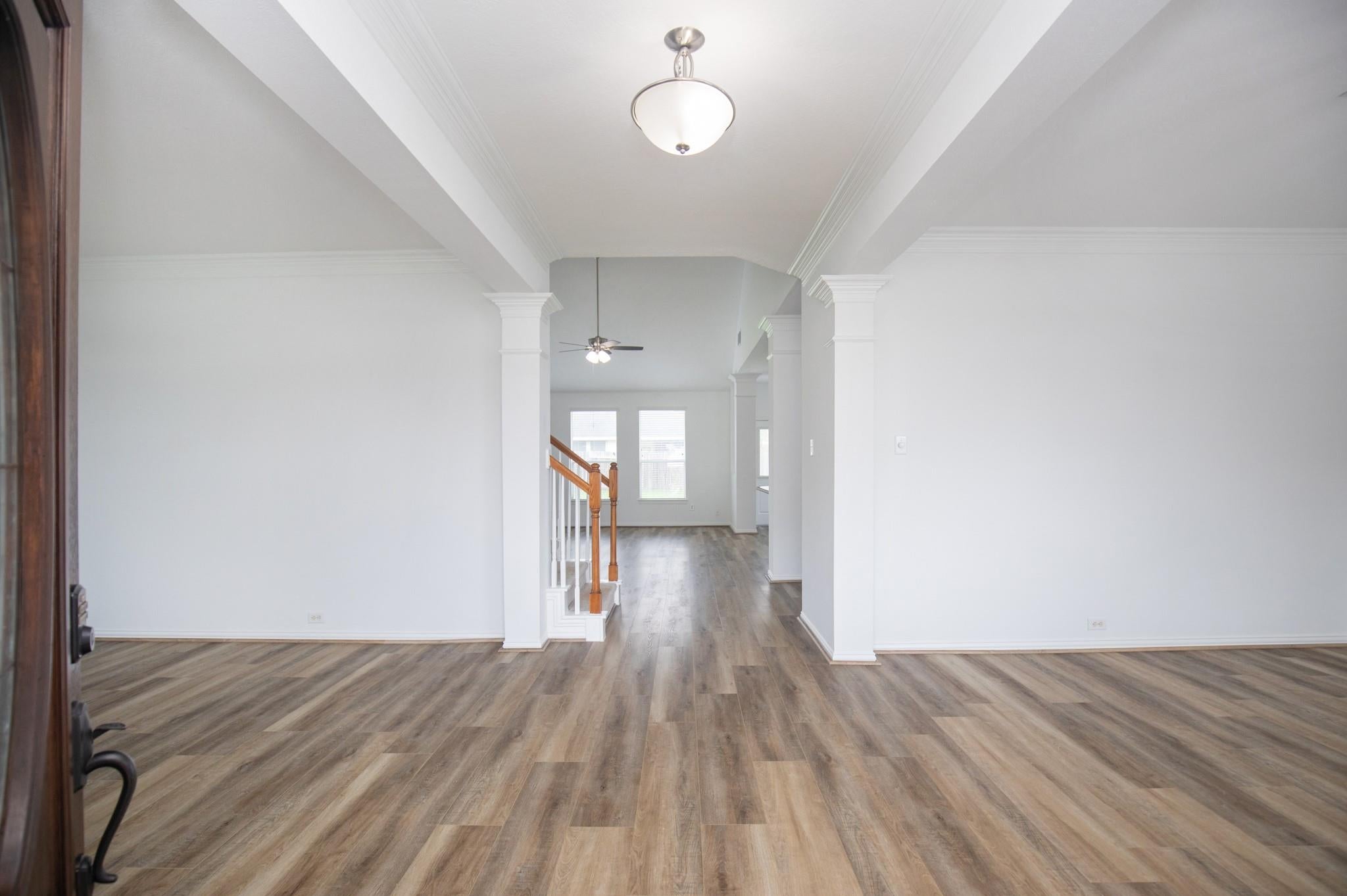 810 Aqua Vista