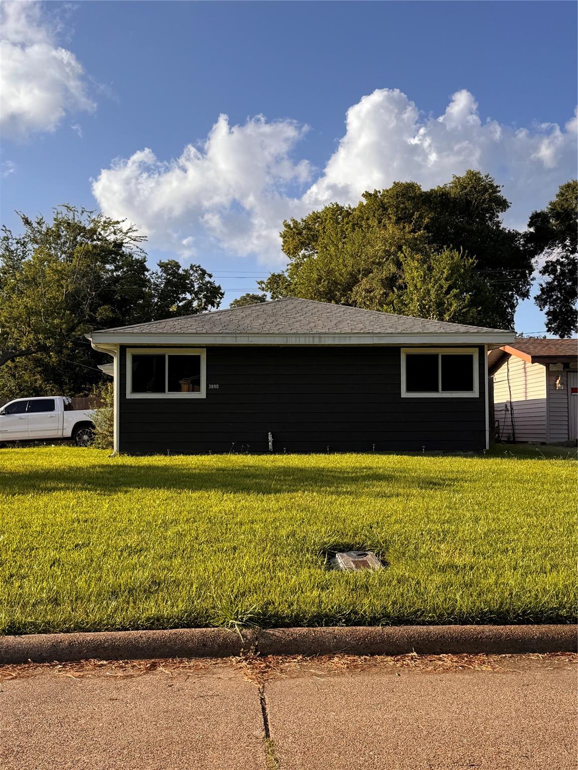 3890 Bristol Drive