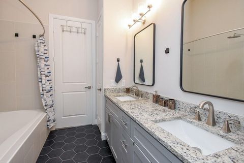 Tiny photo for 300 St Joseph Parkway #421, Houston, TX 77002 (MLS # 46172774)