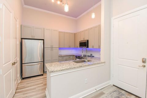 Tiny photo for 300 St Joseph Parkway #421, Houston, TX 77002 (MLS # 46172774)