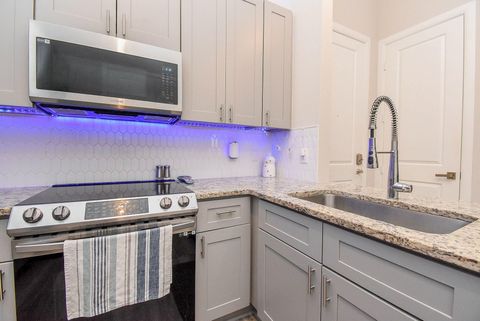 Tiny photo for 300 St Joseph Parkway #421, Houston, TX 77002 (MLS # 46172774)