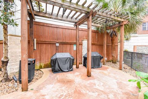Tiny photo for 300 St Joseph Parkway #421, Houston, TX 77002 (MLS # 46172774)