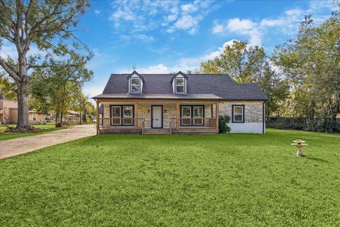Photo of 7130 Brace Street, Houston, TX 77061 (MLS # 5637539)