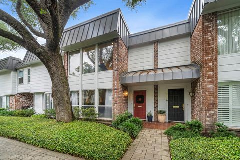 Photo of 8944 Chatsworth Drive, Houston, TX 77024 (MLS # 23591247) Photo of 8944 Chatsworth Drive, Houston, TX 77024 (MLS # 23591247)