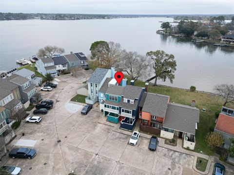 1429 Bowsprit Point Willis TX 77318