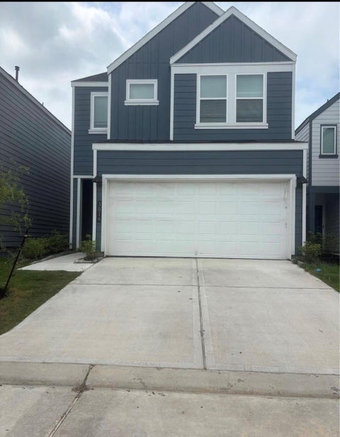 Photo of 3014 La Latina Drive, Houston, TX 77047 (MLS # 13554919)