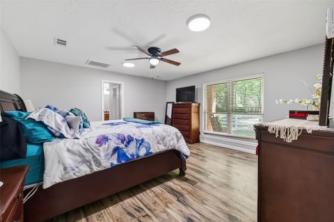 Tiny photo for 802 Sentinel Oaks, Pinehurst, TX 77362 (MLS # 88568725)