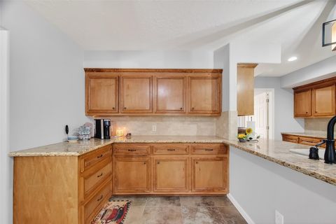 Tiny photo for 802 Sentinel Oaks, Pinehurst, TX 77362 (MLS # 88568725)