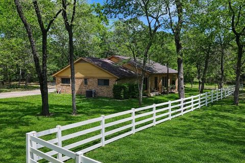 802 Sentinel Oaks Pinehurst TX 77362