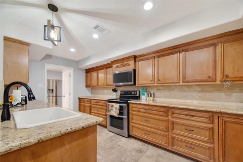 Tiny photo for 802 Sentinel Oaks, Pinehurst, TX 77362 (MLS # 88568725)