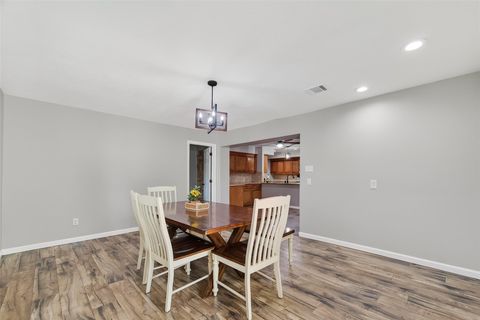 Tiny photo for 802 Sentinel Oaks, Pinehurst, TX 77362 (MLS # 88568725)