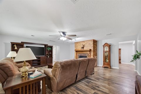 Tiny photo for 802 Sentinel Oaks, Pinehurst, TX 77362 (MLS # 88568725)