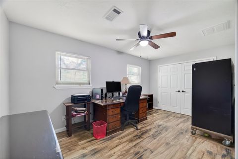 Tiny photo for 802 Sentinel Oaks, Pinehurst, TX 77362 (MLS # 88568725)