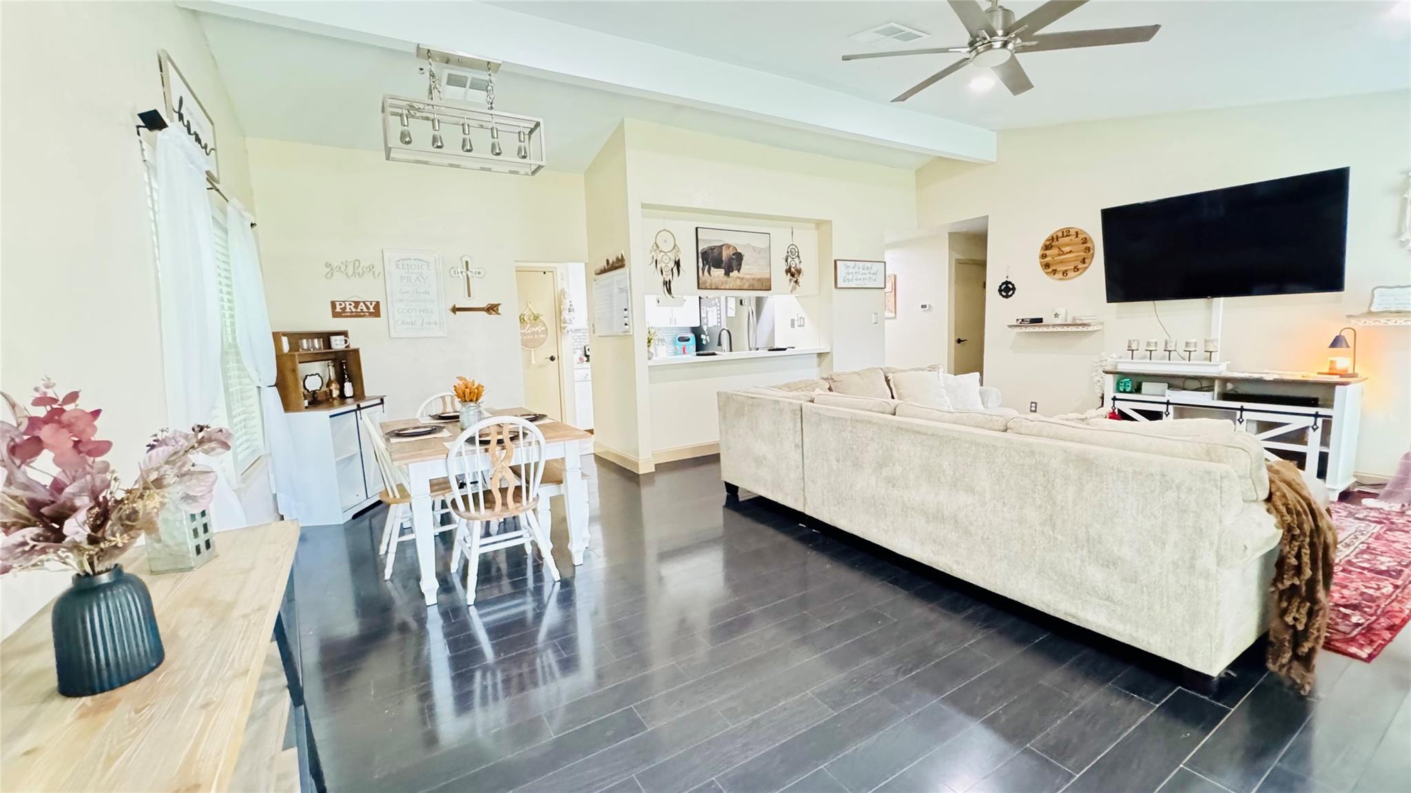 3003 Wood Fox Drive