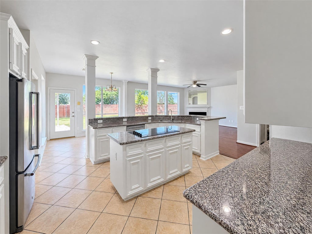 Photo of 3407 Woodbine Place, Pearland, TX 77584 (MLS # 92123366)