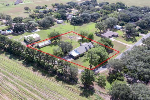 Tiny photo for 268 Sue Ann Street, El Campo, TX 77437 (MLS # 74600725)