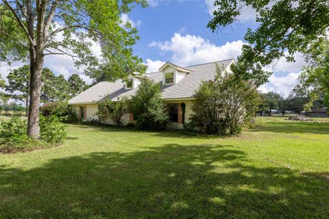 Tiny photo for 268 Sue Ann Street, El Campo, TX 77437 (MLS # 74600725)