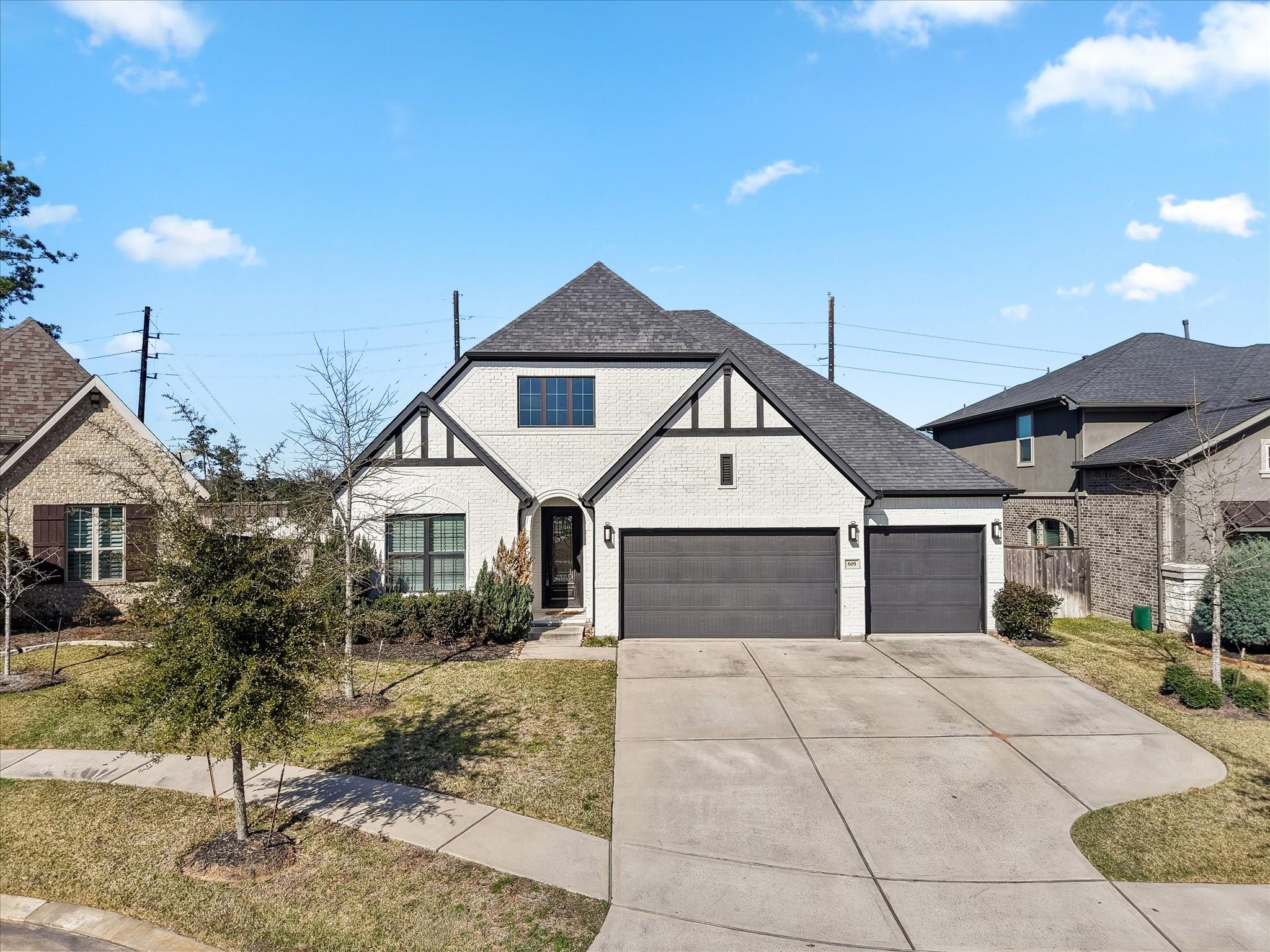 605 Ashbrook Ridge Lane