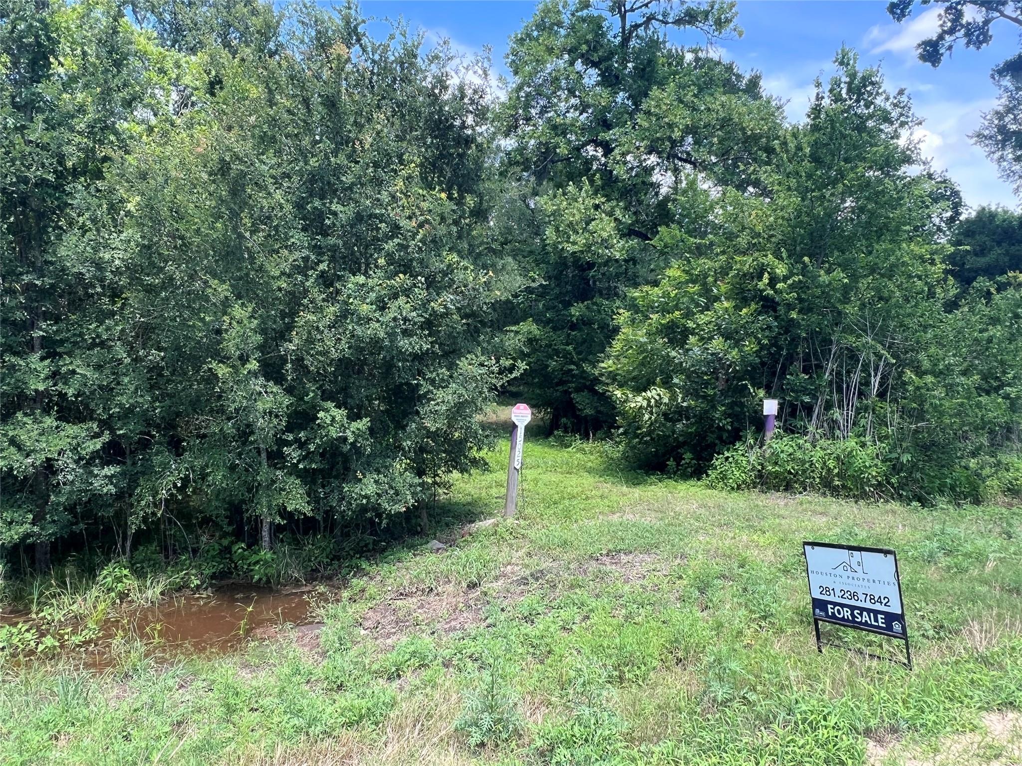 15025 Laguna Trail