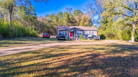 Photo of 2876 Ted Trout Drive, Hudson, TX 75904 (MLS # 10196514)