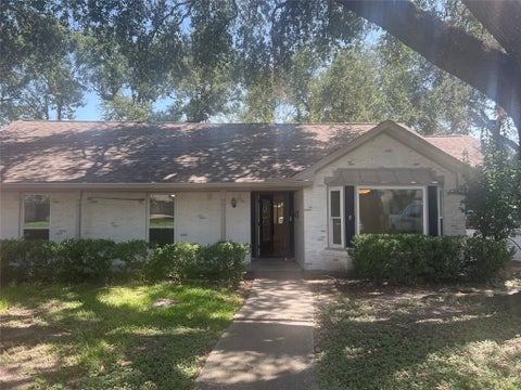 Photo of 7819 Skyline Drive, Houston, TX 77063 (MLS # 51030064)