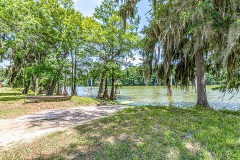 Photo of 201 Ferguson Drive, Cleveland, TX 77327 (MLS # 69804211)