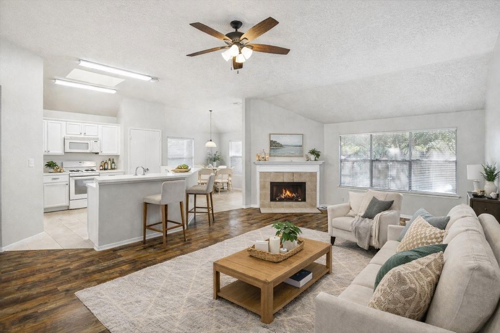 Photo of 1606 Blossom Creek Court, Houston, TX 77339 (MLS # 52846980)