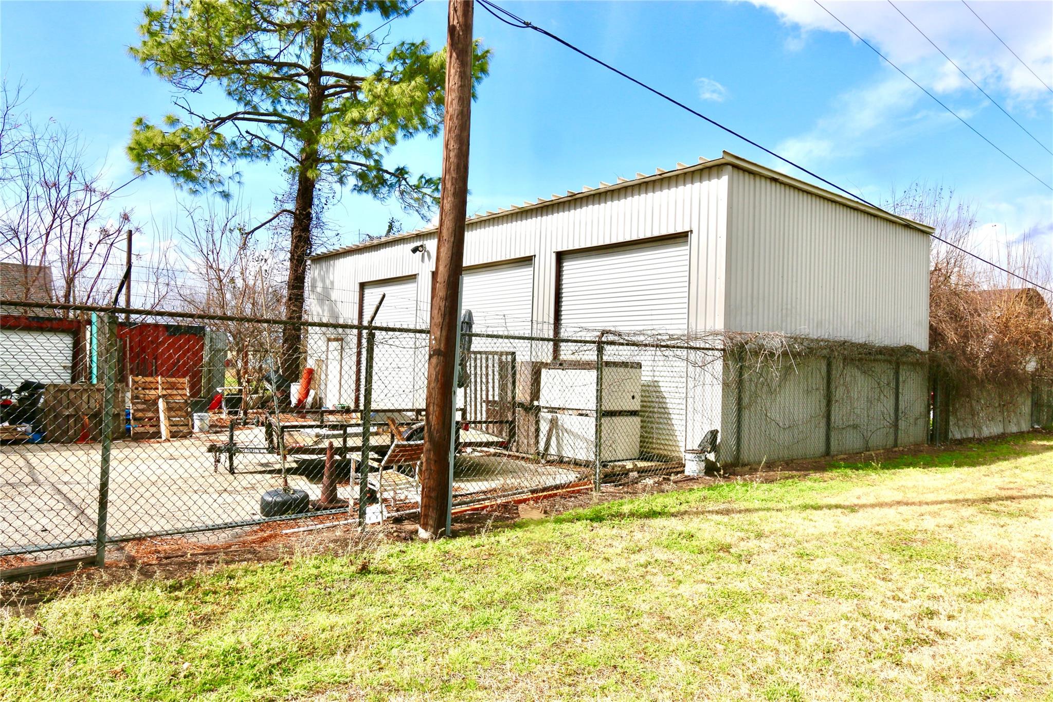 5720 Roberts Road