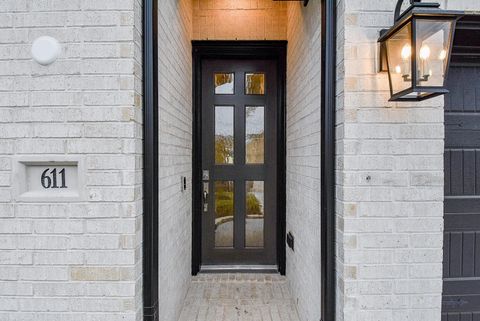Photo of 611 Sand Branch Dr Dr, Conroe, TX 77304 (MLS # 92792778)