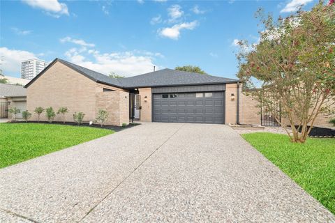 Photo of 15651 Whitewater Lane, Houston, TX 77079 (MLS # 13159950)