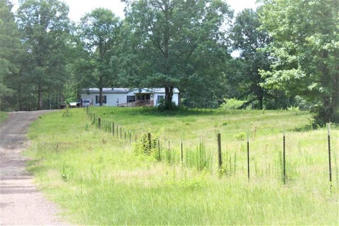 Photo of 3095 County Road 1087, Wiergate, TX 75977 (MLS # 45154213)