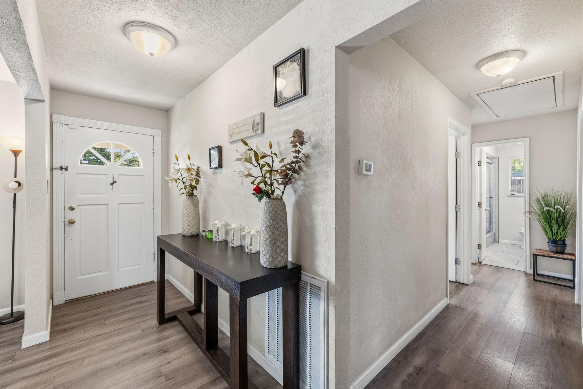 4502 Sage Circle