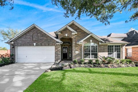 Photo of 10118 Heron Meadows Drive, Houston, TX 77095 (MLS # 89980957)