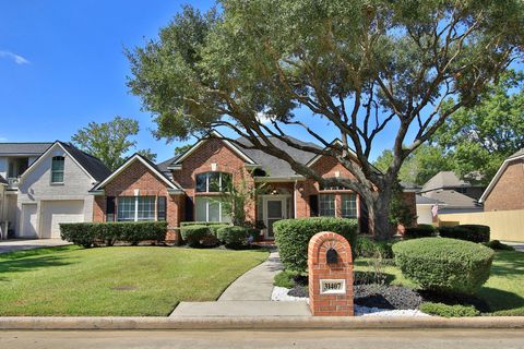 Photo of 31407 Bearing Star Lane, Tomball, TX 77375 (MLS # 94178752) Photo of 31407 Bearing Star Lane, Tomball, TX 77375 (MLS # 94178752)