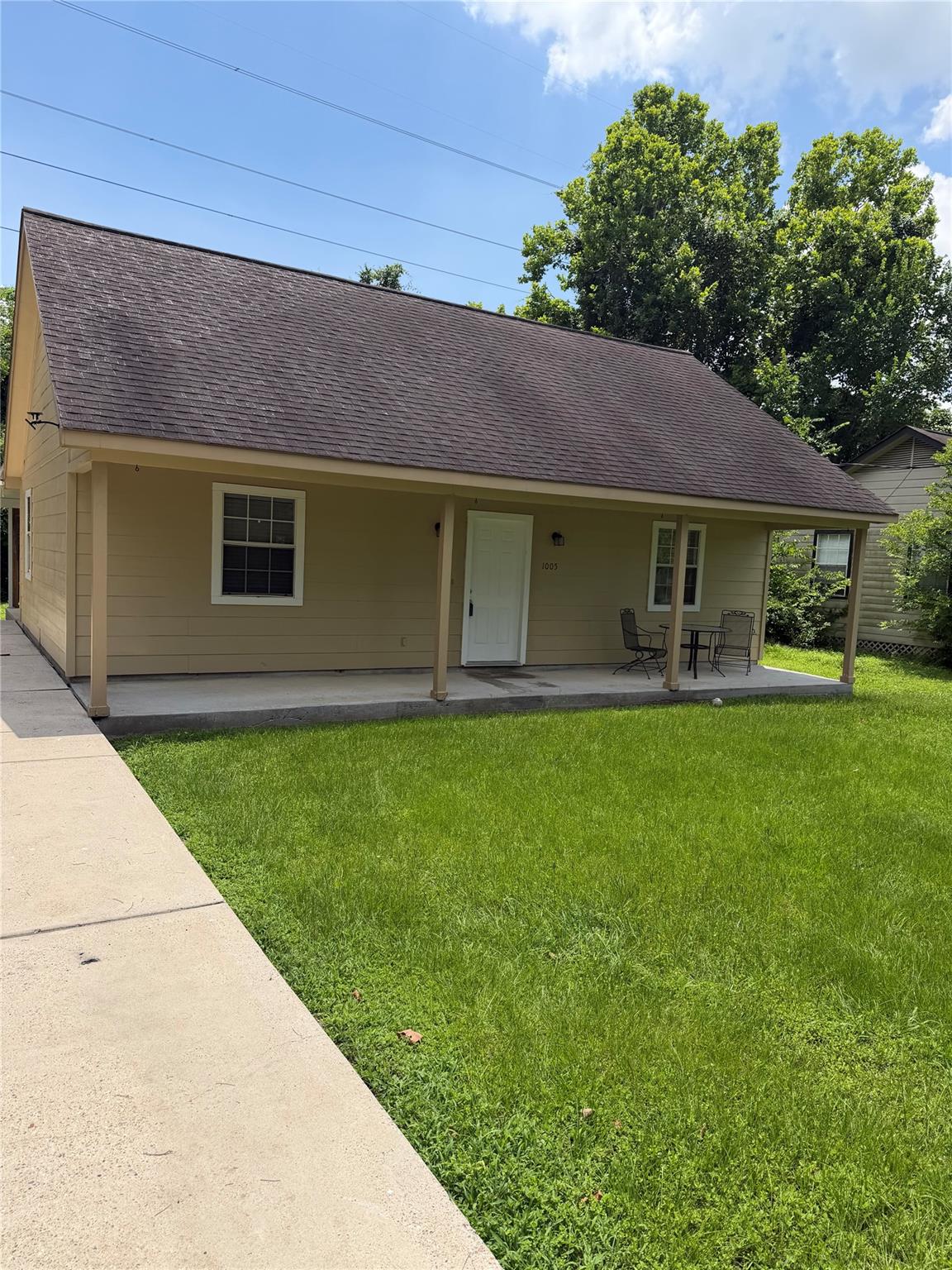 1005 E Main Street