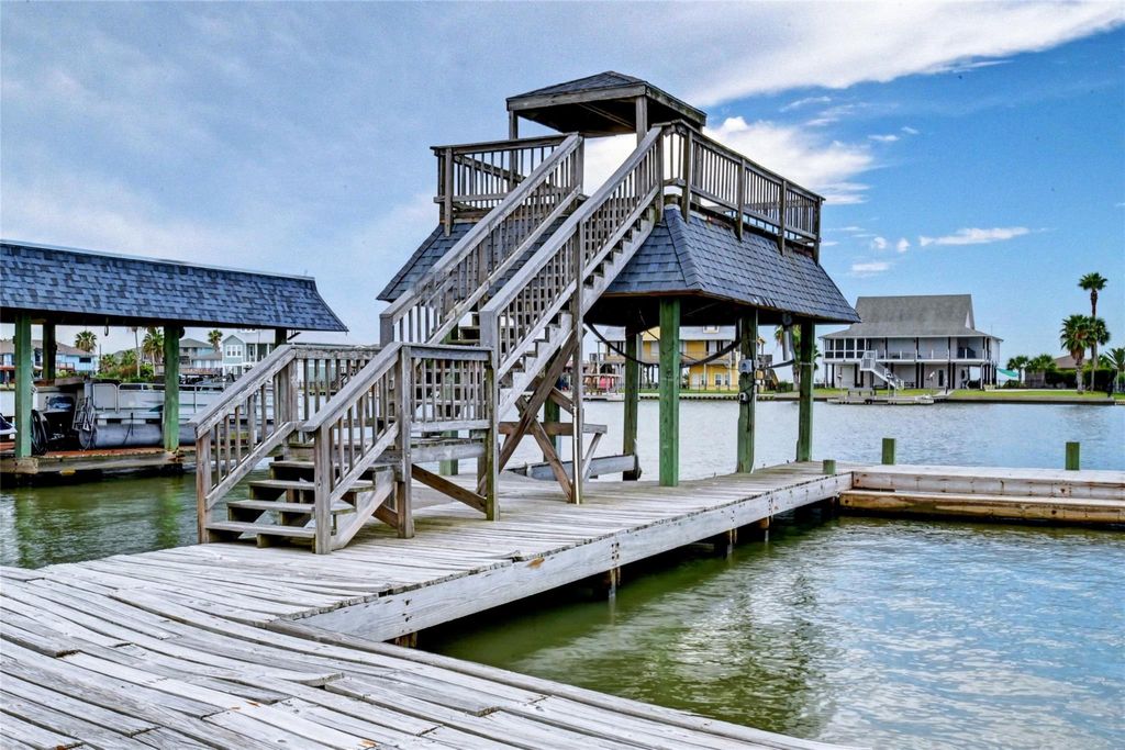 Photo of 1219 Pilot Lane, Galveston, TX 77554 (MLS # 90447685)