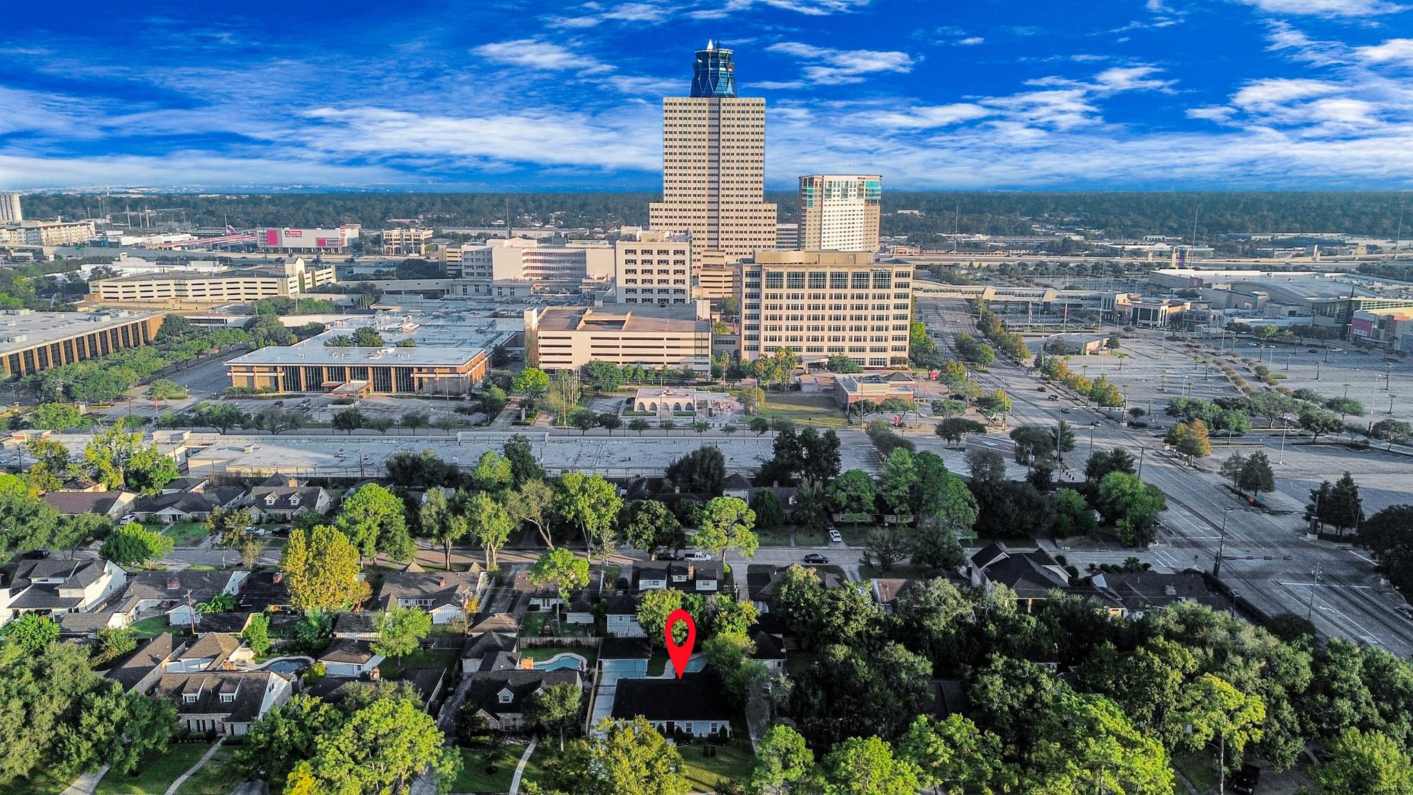 12318 Queensbury Lane