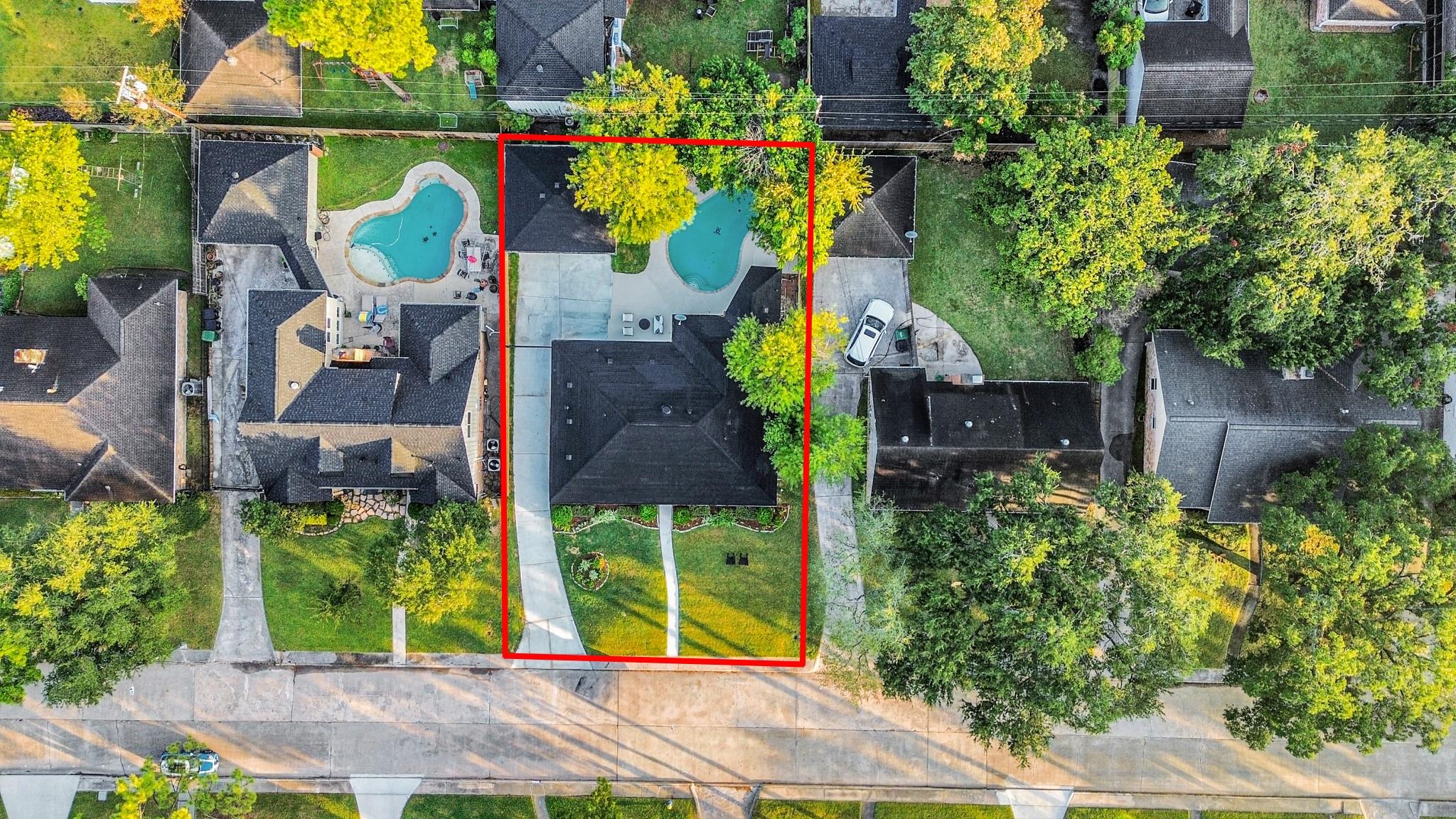 12318 Queensbury Lane