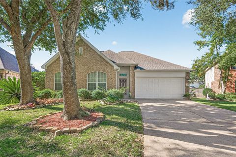 Photo of 4919 Falls Circle, Missouri City, TX 77459 (MLS # 91428207)