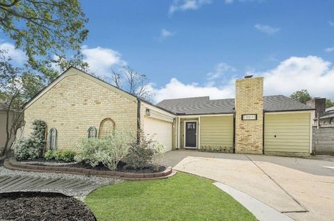 Tiny photo for 15819 Seven Springs Drive, Houston, TX 77084 (MLS # 84585036)