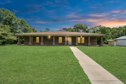 Vacant Land For Sale - 197 County Road 348<br/> Liberty County, Cleveland, TX 77327