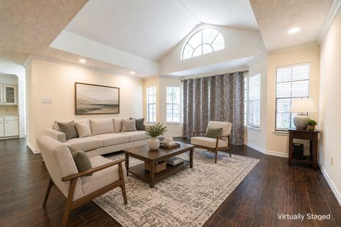 Photo of 5402 Darnell Street, Houston, TX 77096 (MLS # 89812218)