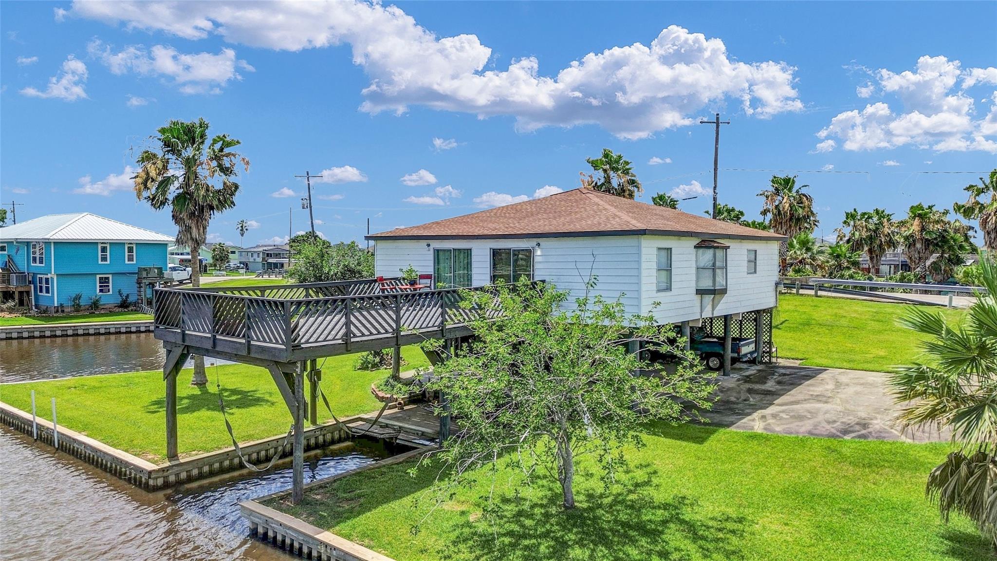 1571 Blue Water Drive